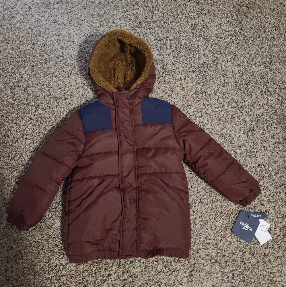 Oshkosh Bgosh boys Faux Fur jacket size 4